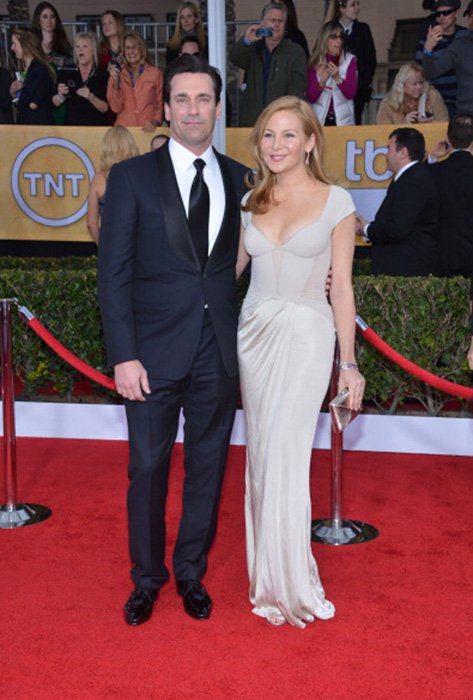 LOS ANGELES, CA - JANUARY 27:  Actors Jon Hamm (L) and Jennifer Westfeldt attend the 19th Annual Screen Actors Guild Awards at The Shrine Auditorium on January 27, 2013 in Los Angeles, California. (Photo by Larry Busacca/WireImage) 23116_018_1386.JPG