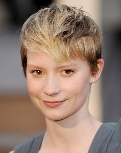 mia_wasikowska_hairstyle_pixi