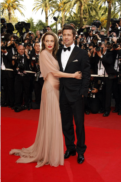 Angelina-Jolie-Brad-Pitt-2009