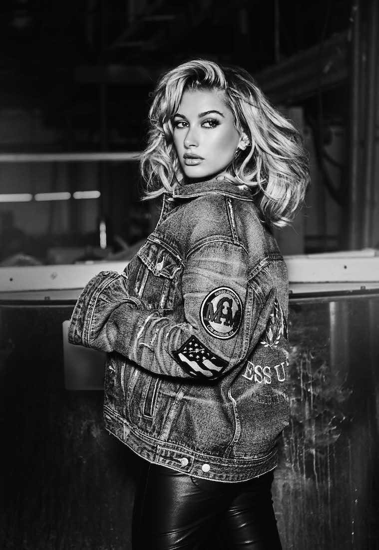 HAILEY BALDWIN'DEN GUESS'İN 35. YILINA ÖZEL POZLAR (7)