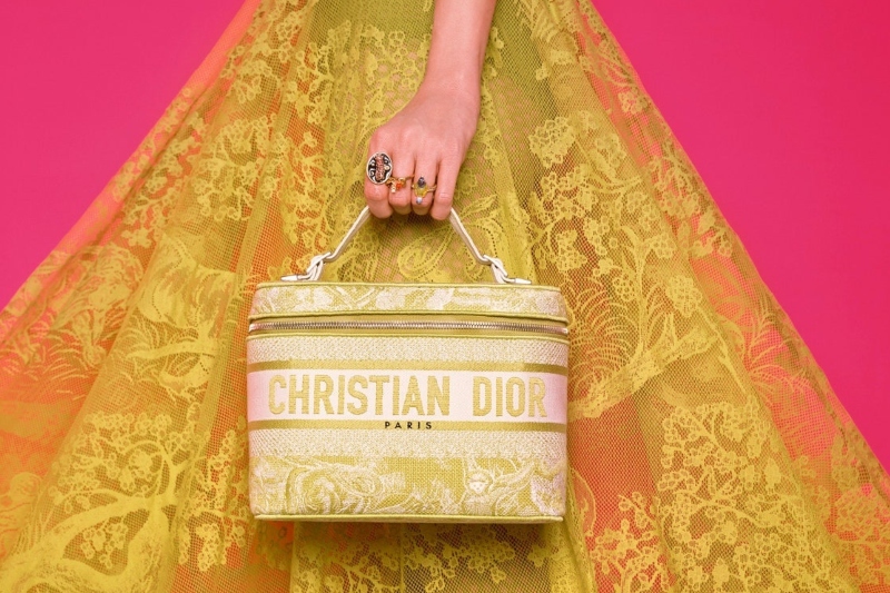 Christian Dior Pre-Fall 2021 Koleksiyonunda Pop Kültür Enerjisi