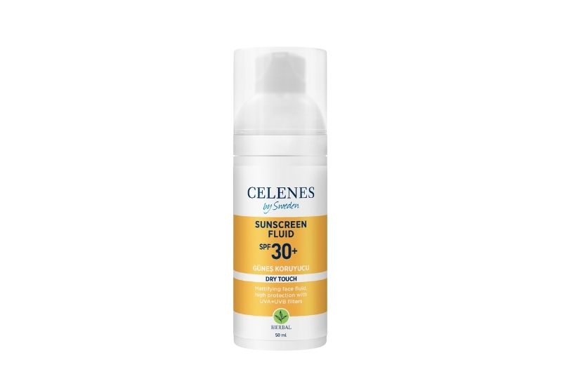 Temiz İçerikli Celenes By Sweden Herbal Dry Touch ile 4 Mevsim Koruma