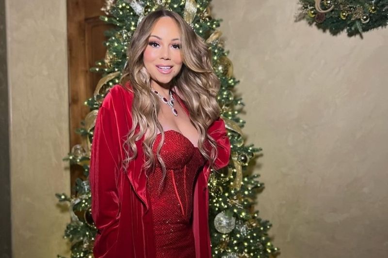 Mariah Carey geleneksel yılbaşı ritüelini yerine getirdi