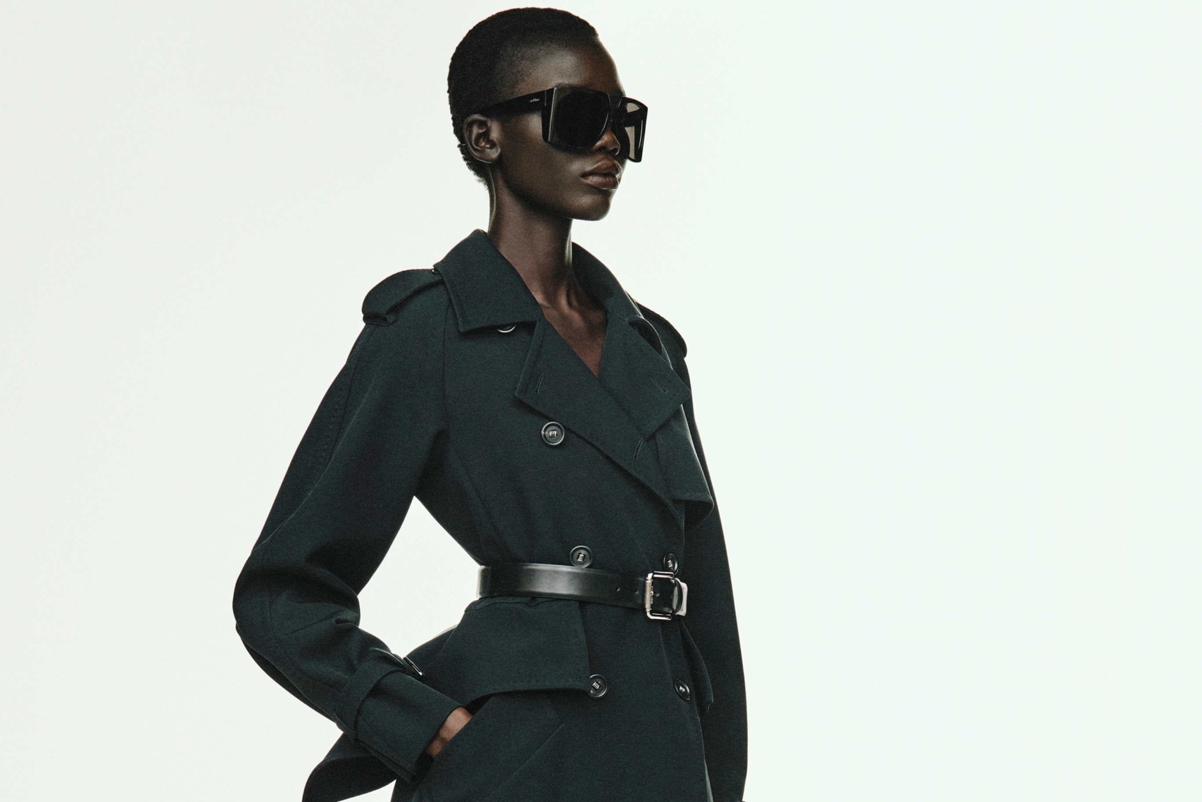 Max Mara 2025 Pre-Fall koleksiyonu tanıtıldı